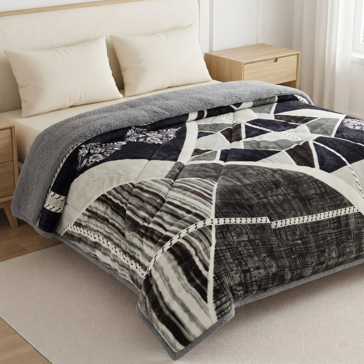 8 kg Cloudy by Sherpa Heavy Winter Quilt – Grey Geometric